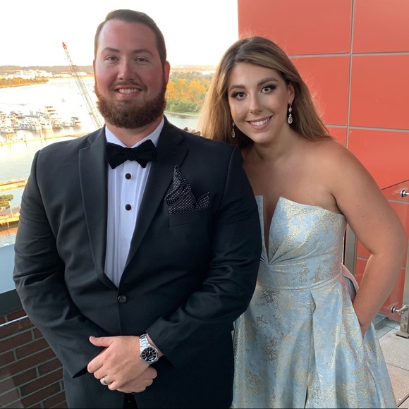 Meet your Posher, Ariel - Picture 4 of 4